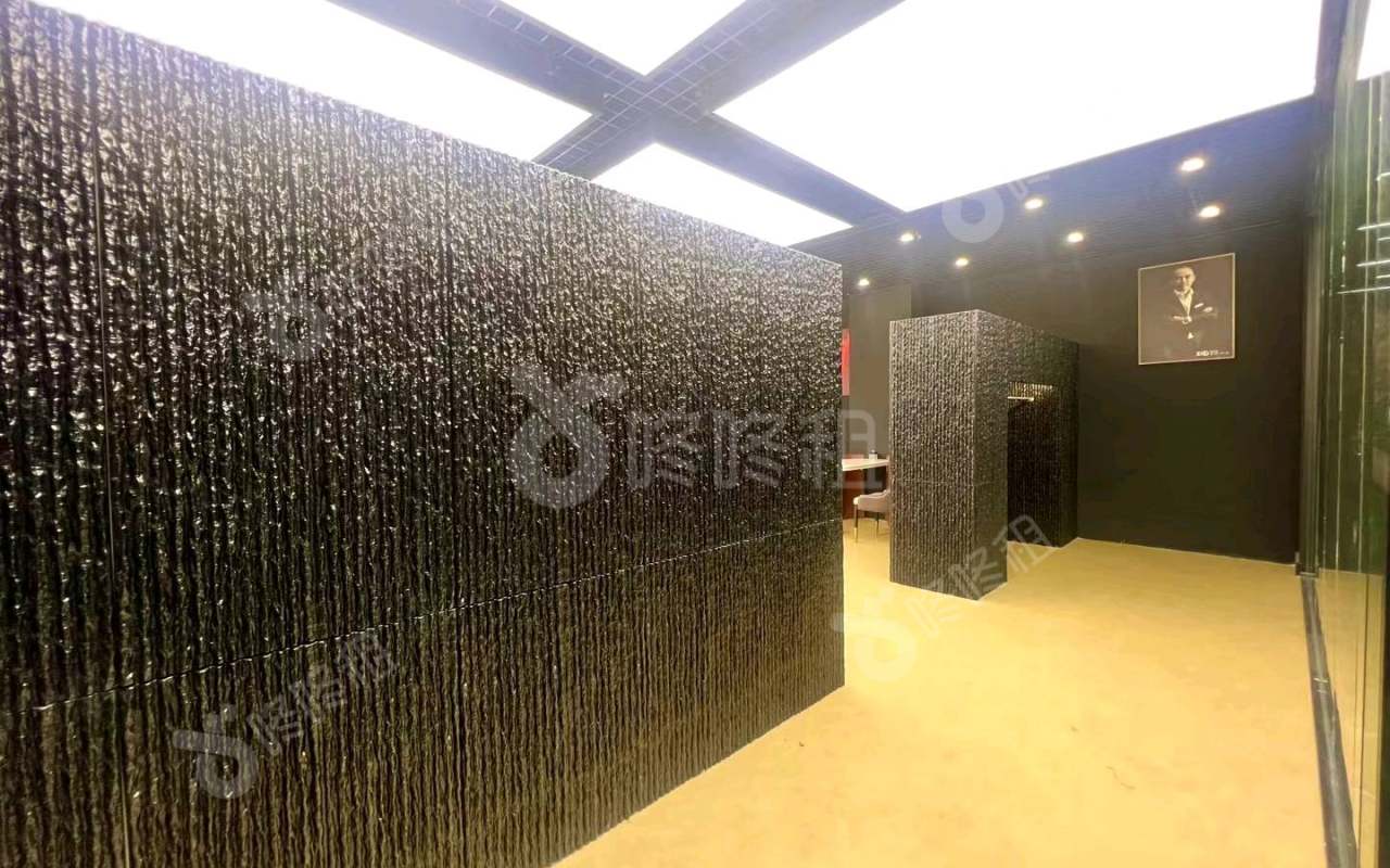 南科创启城_188平_精装_前台