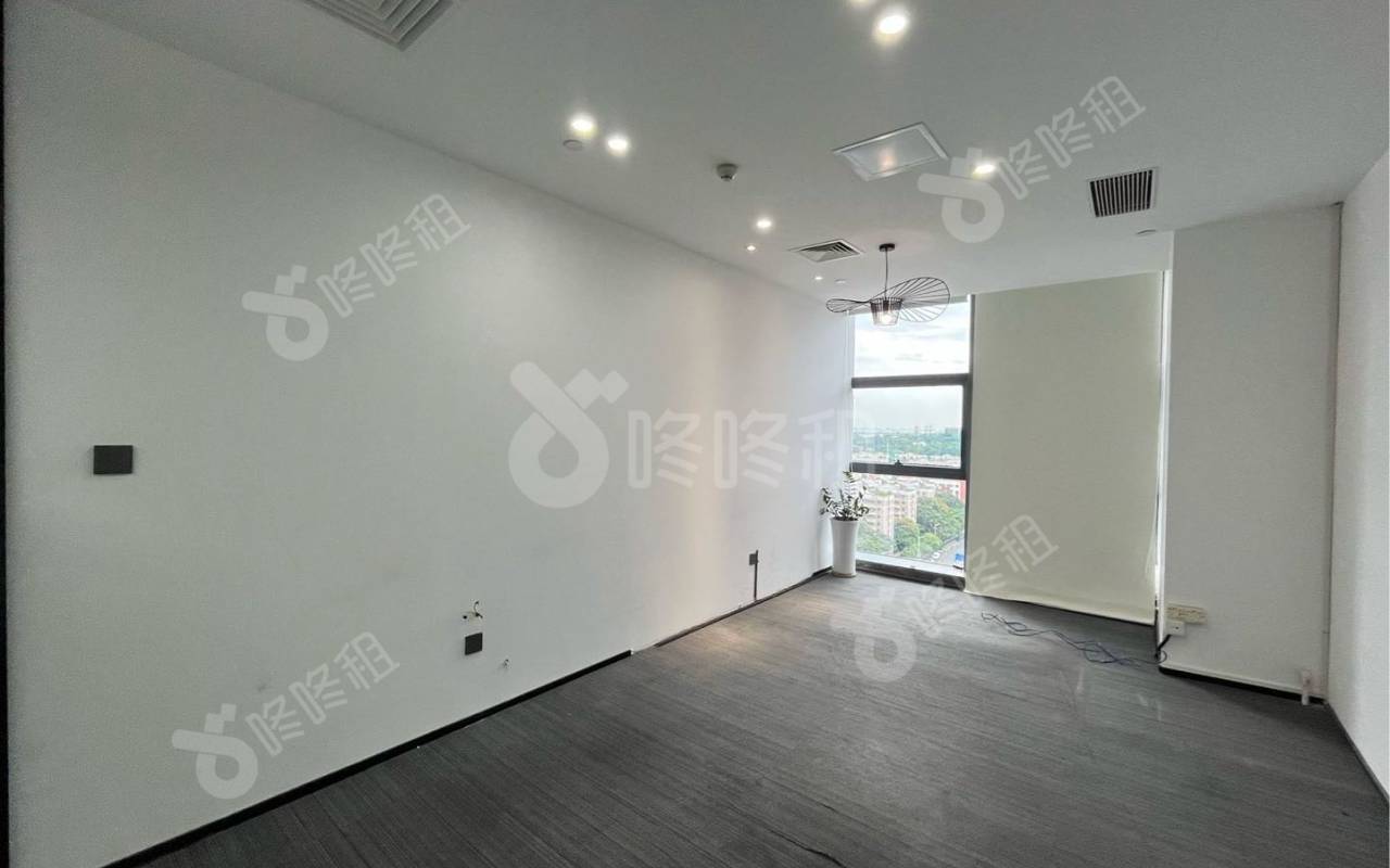 蘅芳科技大厦_442平_豪装_办公室隔间