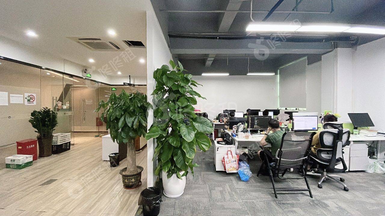 南山云谷二期_580平_精装_办公室开间