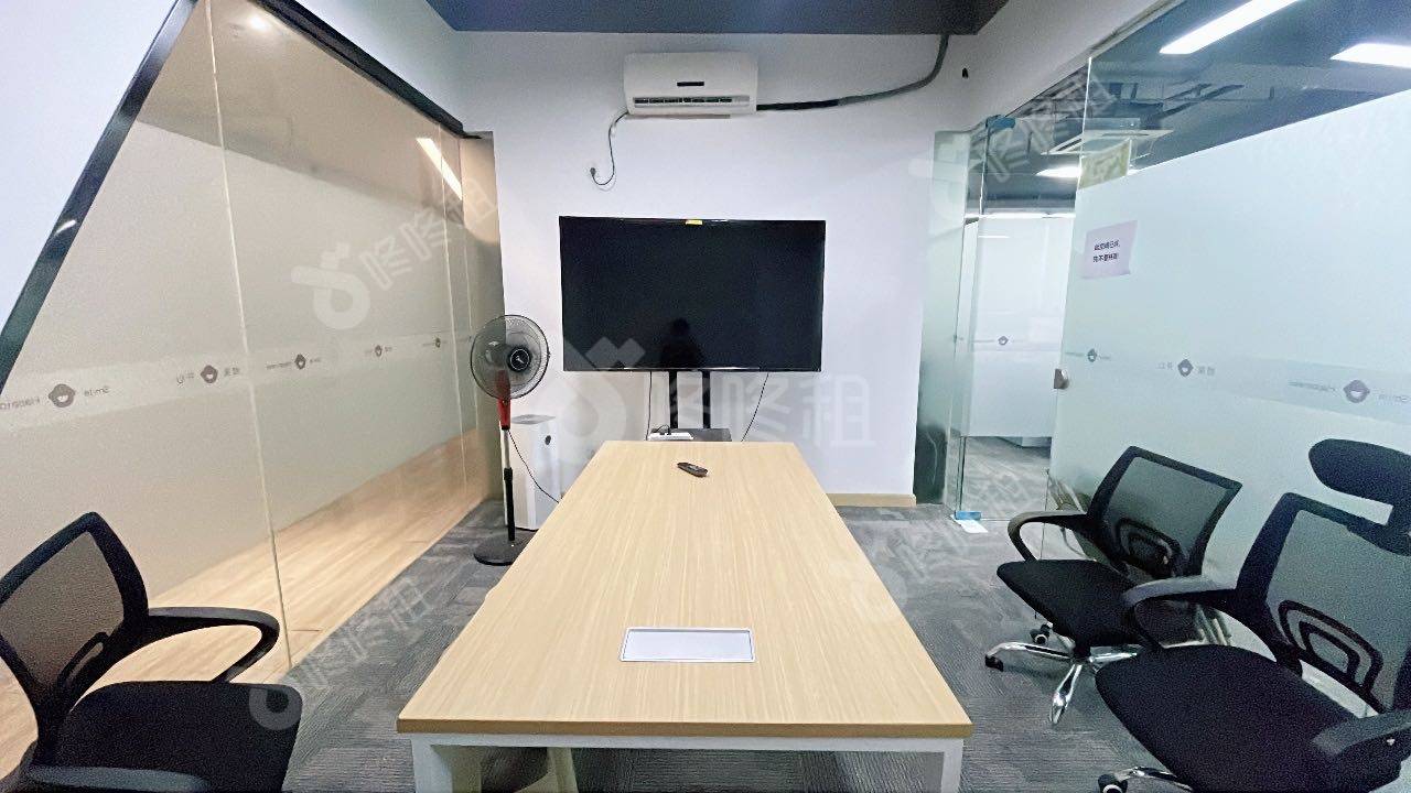 南山云谷二期_580平_精装_办公室隔间