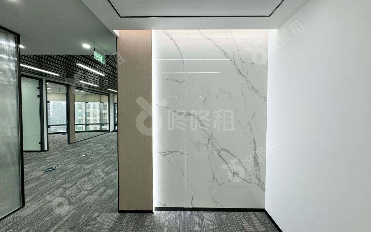 国际西岸商务大厦_200平_精装_前台