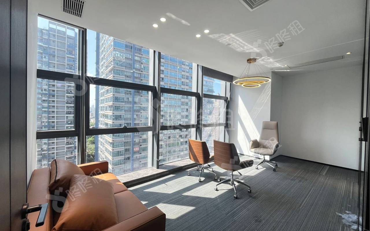 蘅芳科技大厦_272平_精装_办公室隔间