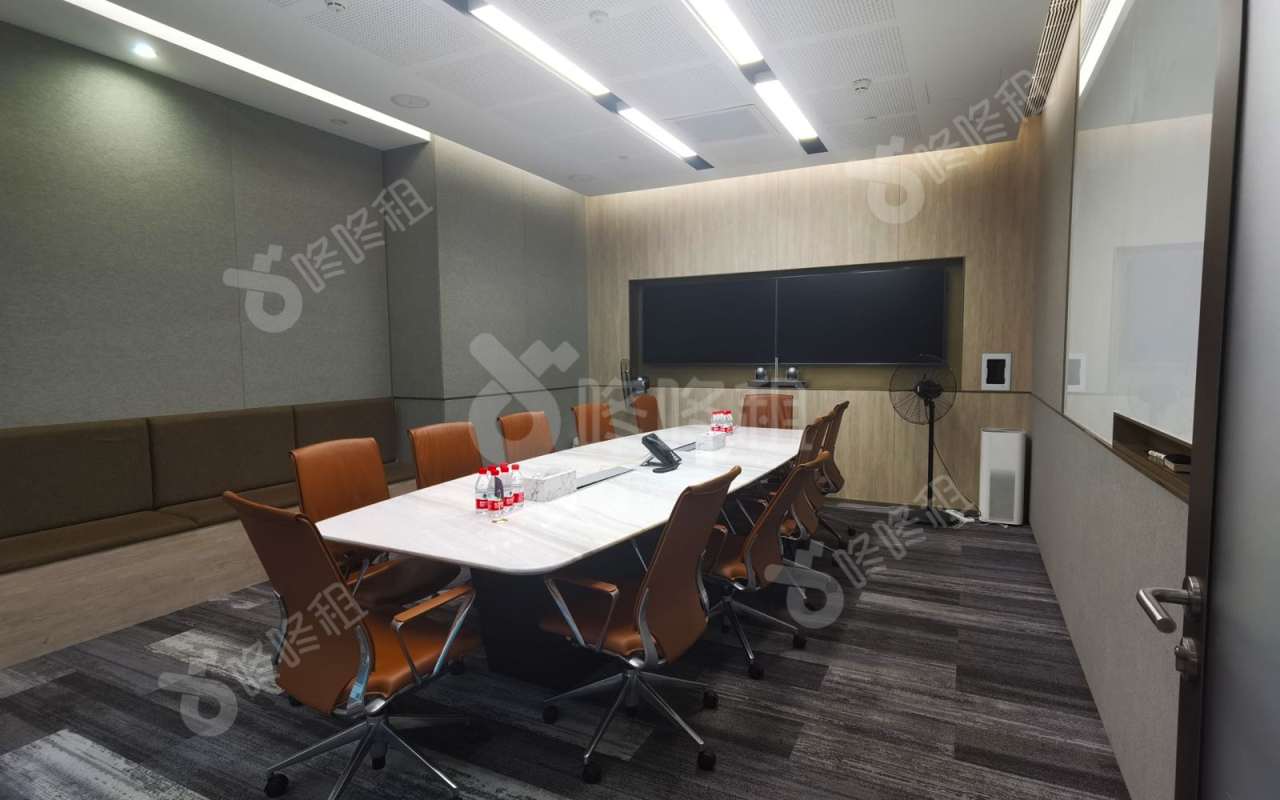 前海深港基金小镇_1491平_豪装_办公室隔间