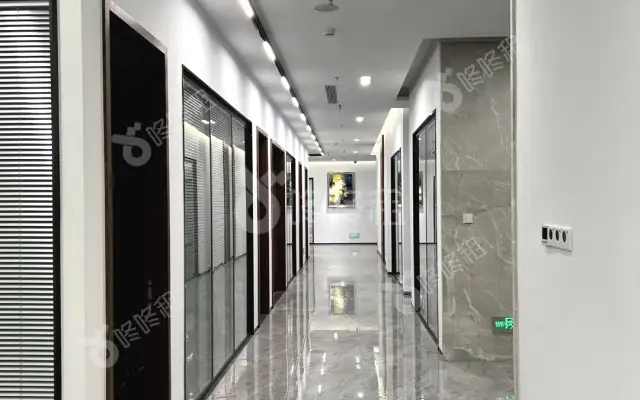 前海深港基金小镇_3053平_豪装_办公室房源出租