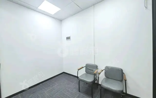 麻雀岭工业区_132平_精装_办公室房源出租