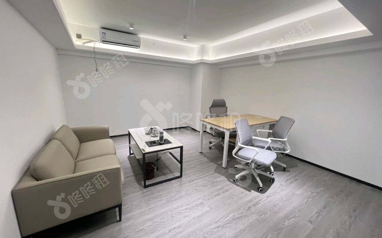 卓汇佳广场_528平_精装_办公室隔间