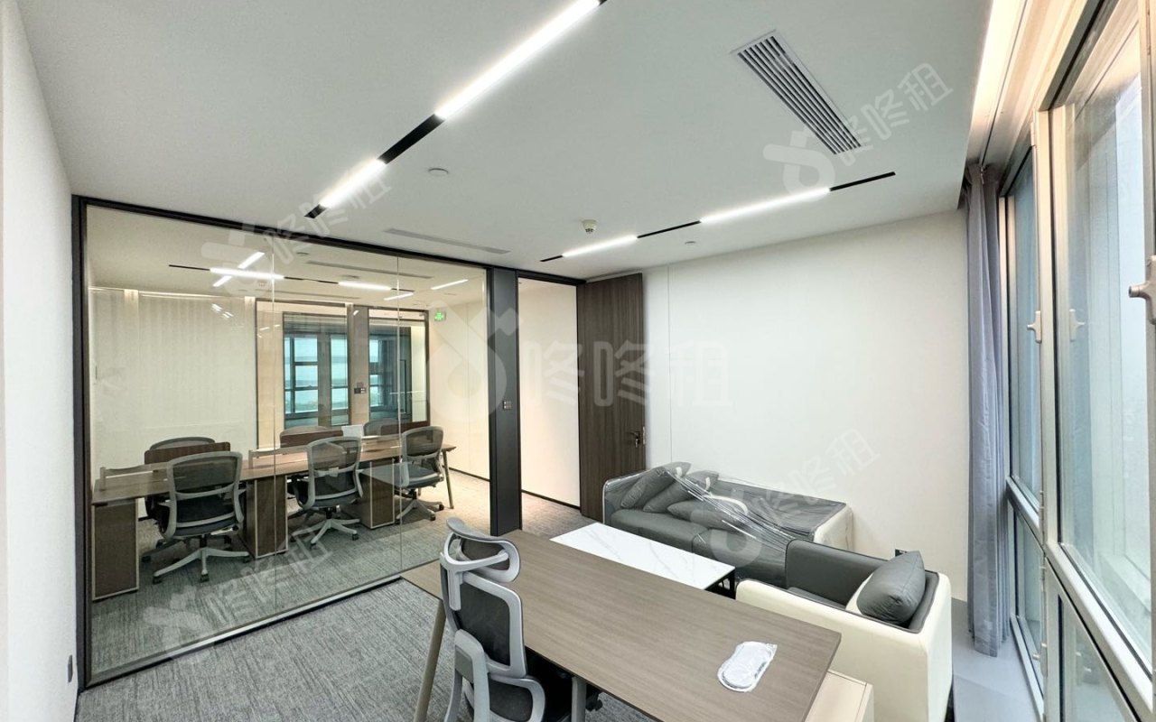 方大大厦_50平_精装_办公室隔间