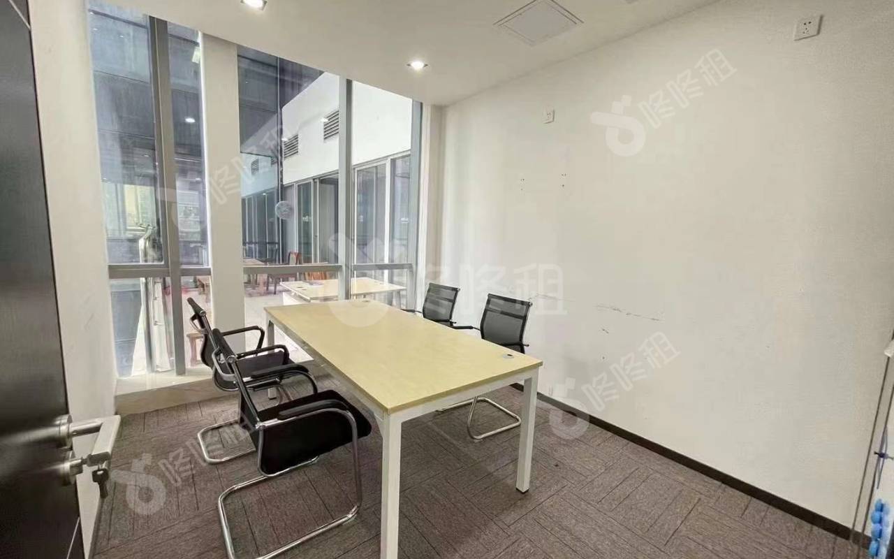 国信投资大厦（风华科技大厦）_100平_精装_办公室隔间