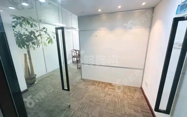 新能源大厦_138平_精装_办公室房源出租