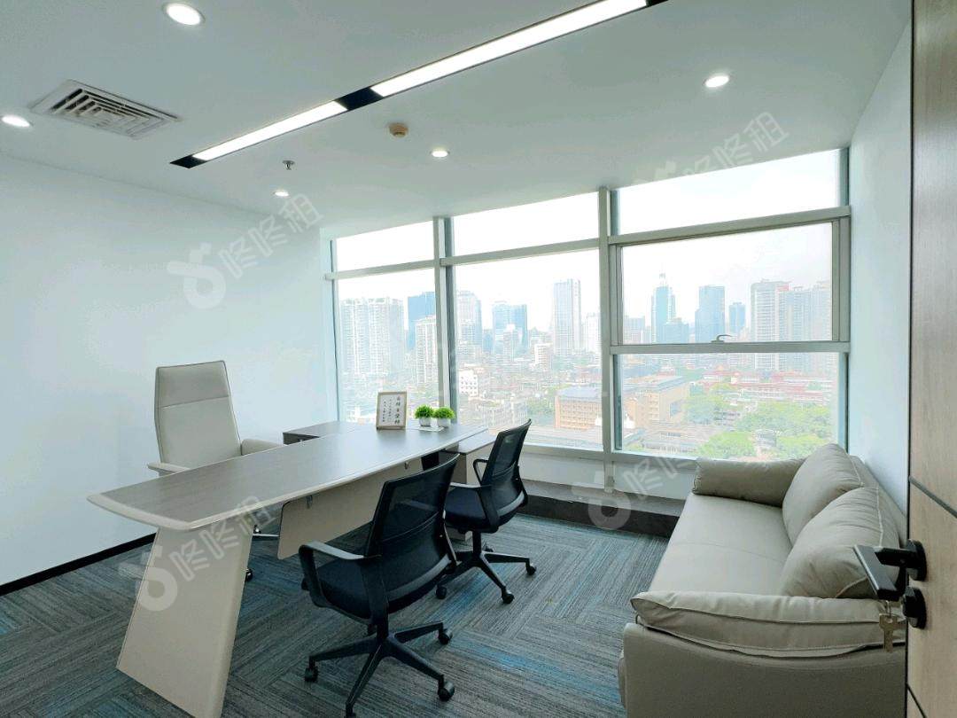 创举商务大厦_178平_精装_办公室隔间