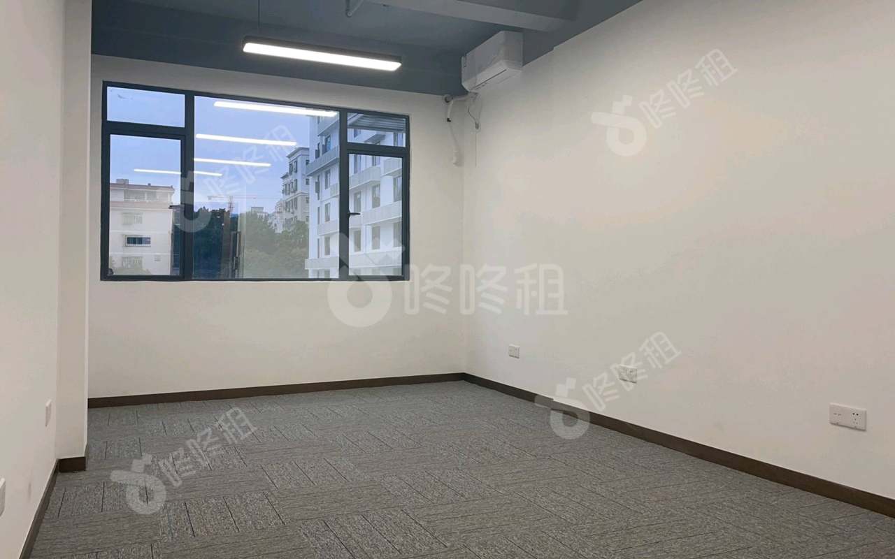 在云端·境界(粤港澳大湾区智慧生活园)_37平_精装_办公室开间