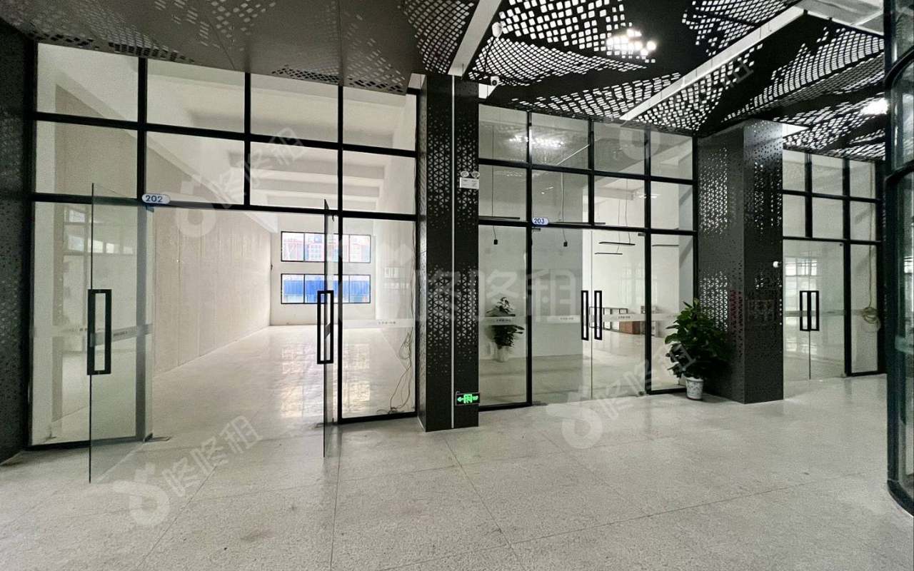 在云端·境界(粤港澳大湾区智慧生活园)_221平_精装_办公室开间