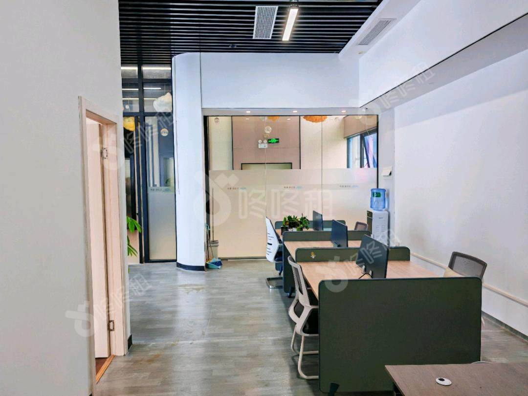 在云端·境界(粤港澳大湾区智慧生活园)_115平_精装_办公室开间