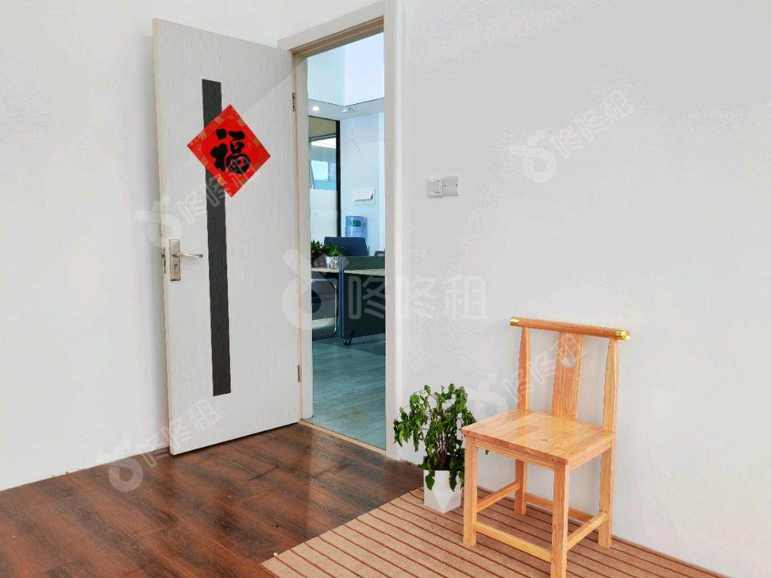 在云端·境界(粤港澳大湾区智慧生活园)_115平_精装_办公室隔间