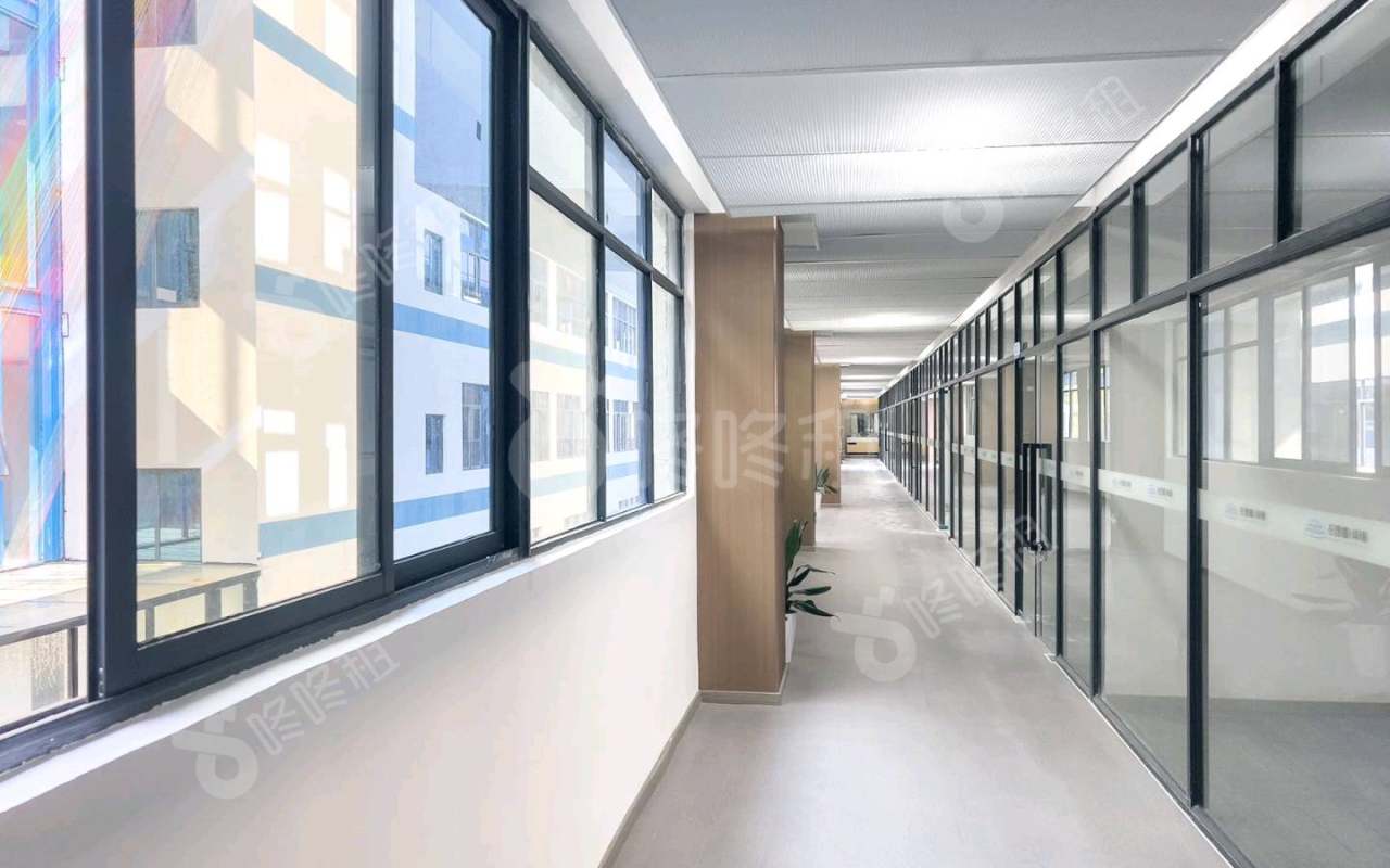 在云端·境界(粤港澳大湾区智慧生活园)_1255平_精装_办公室开间