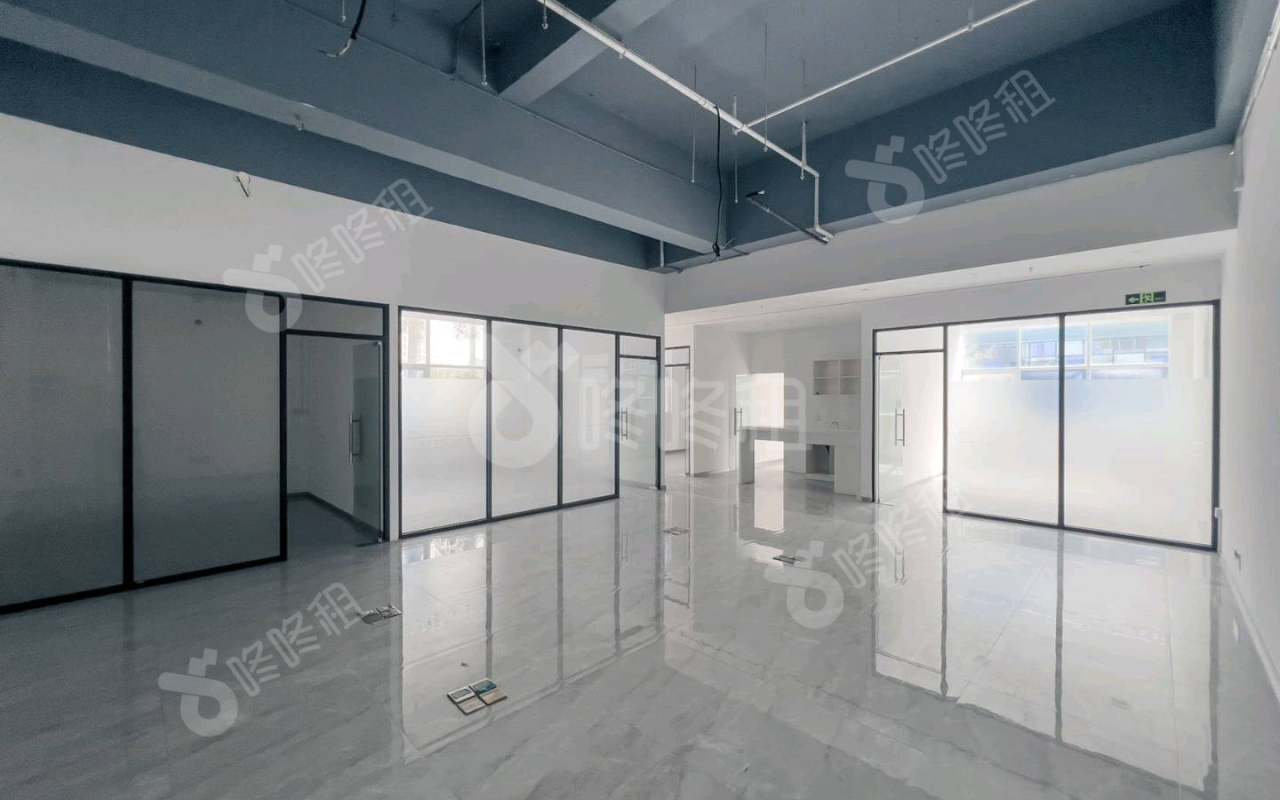 在云端·境界(粤港澳大湾区智慧生活园)_348平_精装_办公室开间