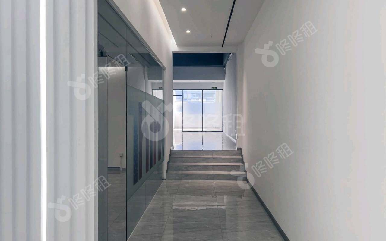 在云端·境界(粤港澳大湾区智慧生活园)_348平_精装_办公室开间