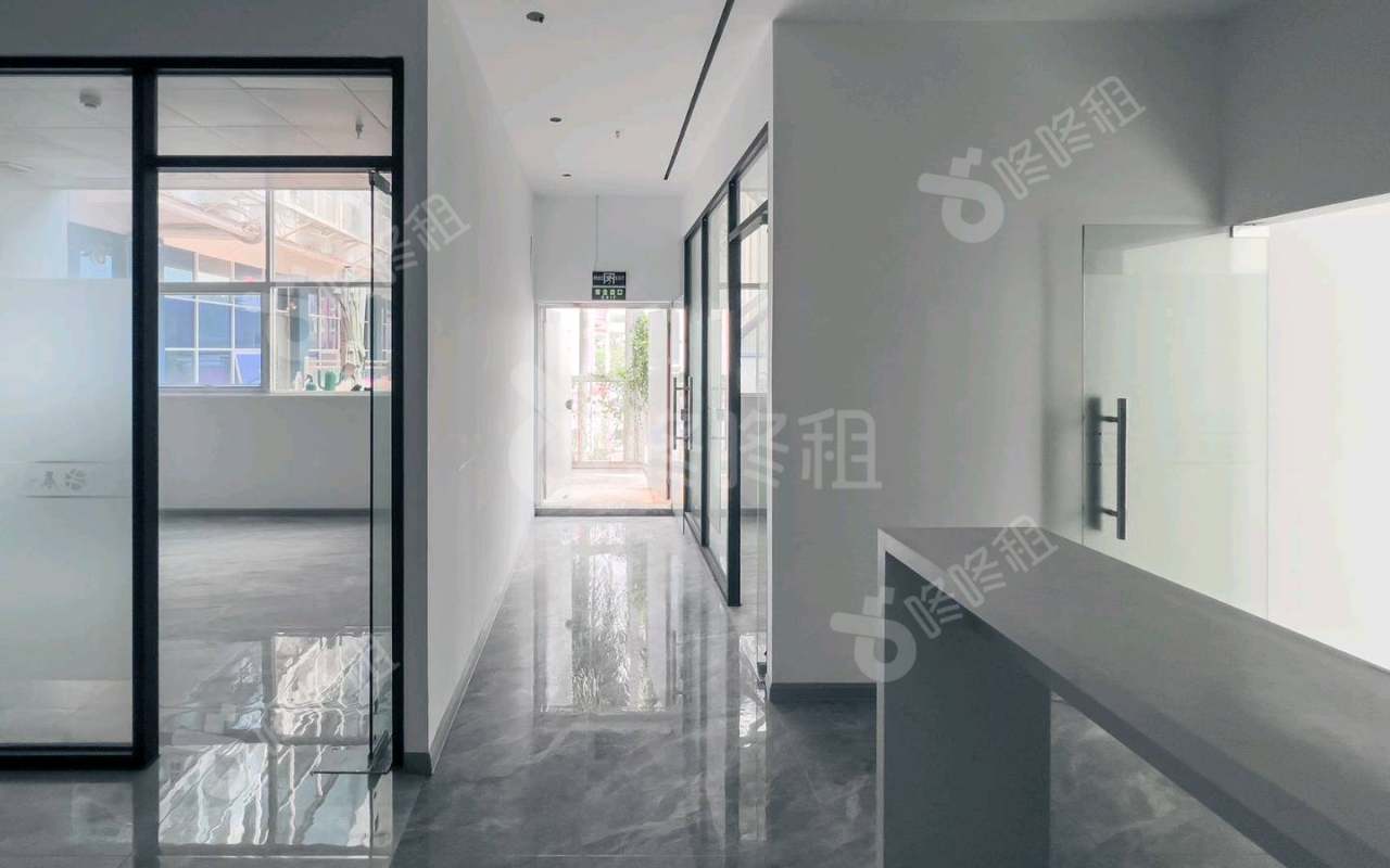 在云端·境界(粤港澳大湾区智慧生活园)_348平_精装_办公室开间