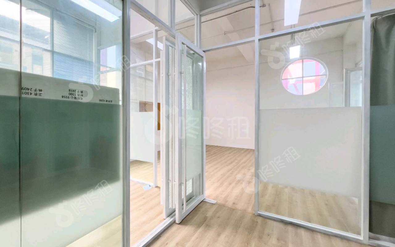 在云端·境界(粤港澳大湾区智慧生活园)_328平_精装_办公室开间