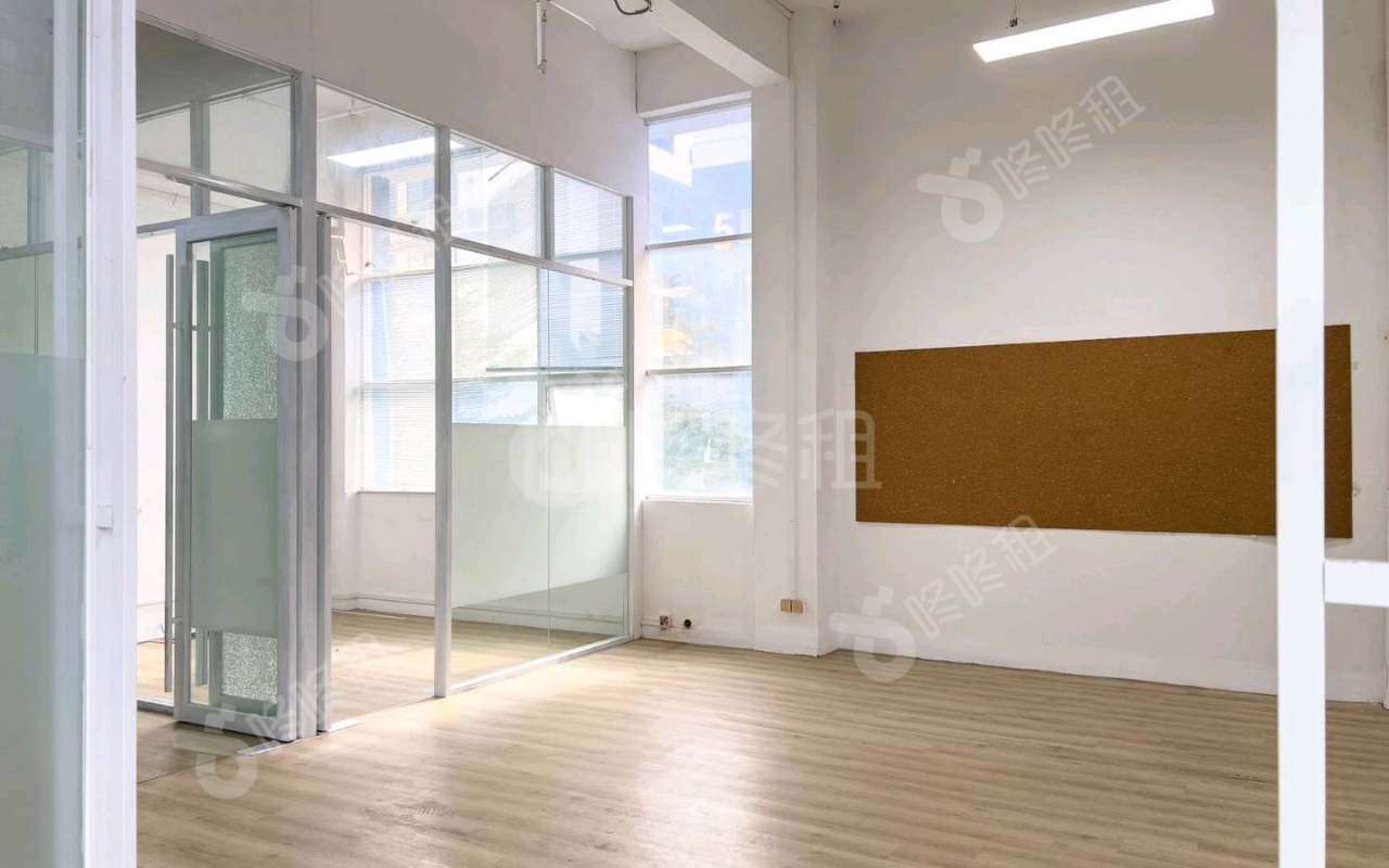 在云端·境界(粤港澳大湾区智慧生活园)_328平_精装_办公室开间