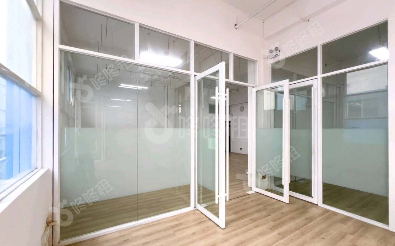 在云端·境界(粤港澳大湾区智慧生活园)_328平_精装_办公室开间