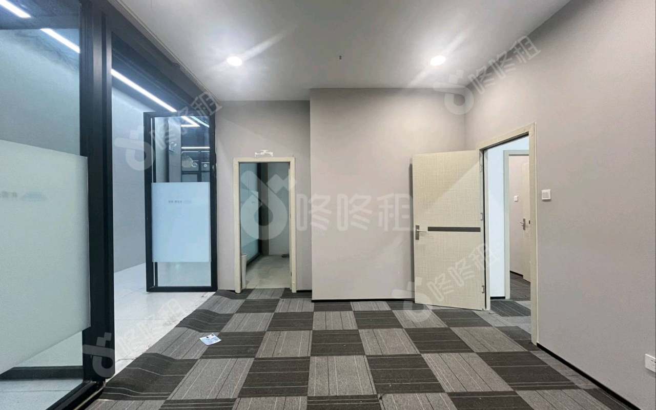 在云端·境界(粤港澳大湾区智慧生活园)_224平_精装_办公室开间