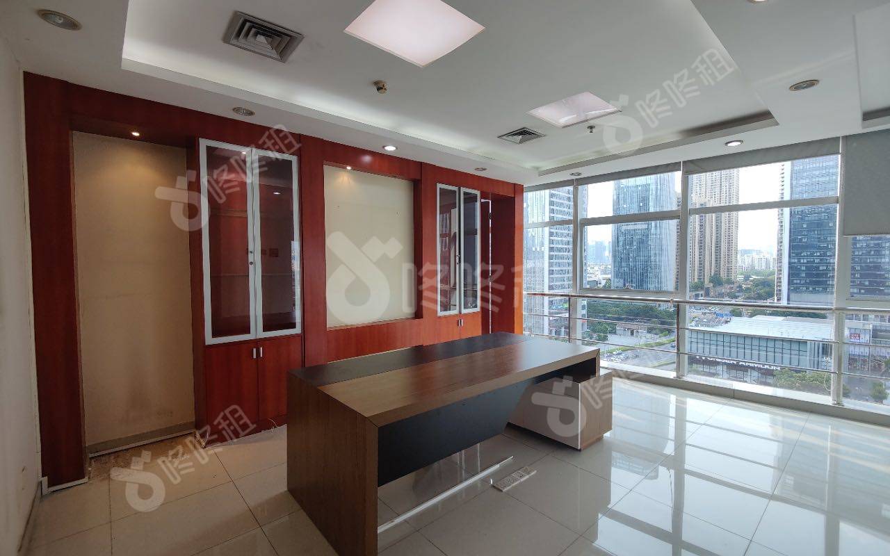 德赛科技大厦_500平_精装_办公室隔间