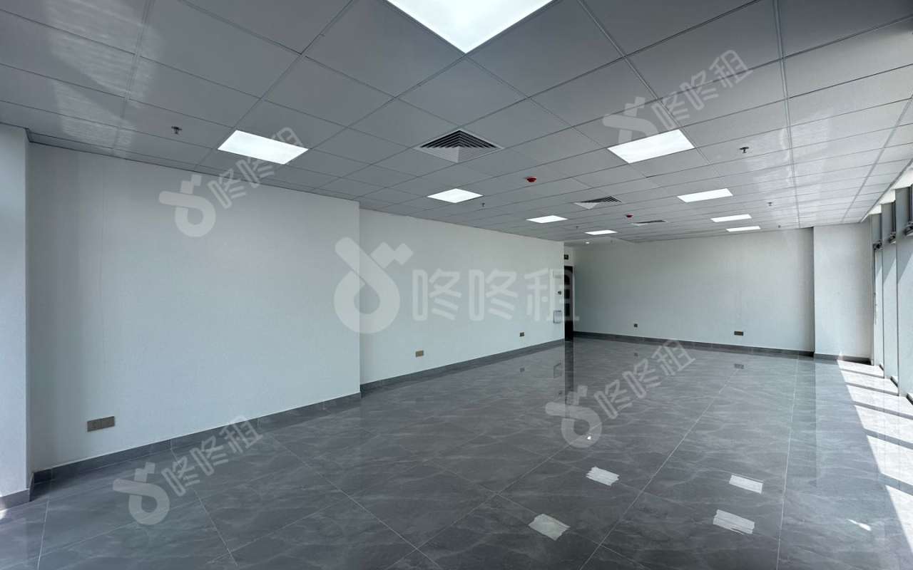 远洋滨海大厦_134平_定制装修_办公室开间