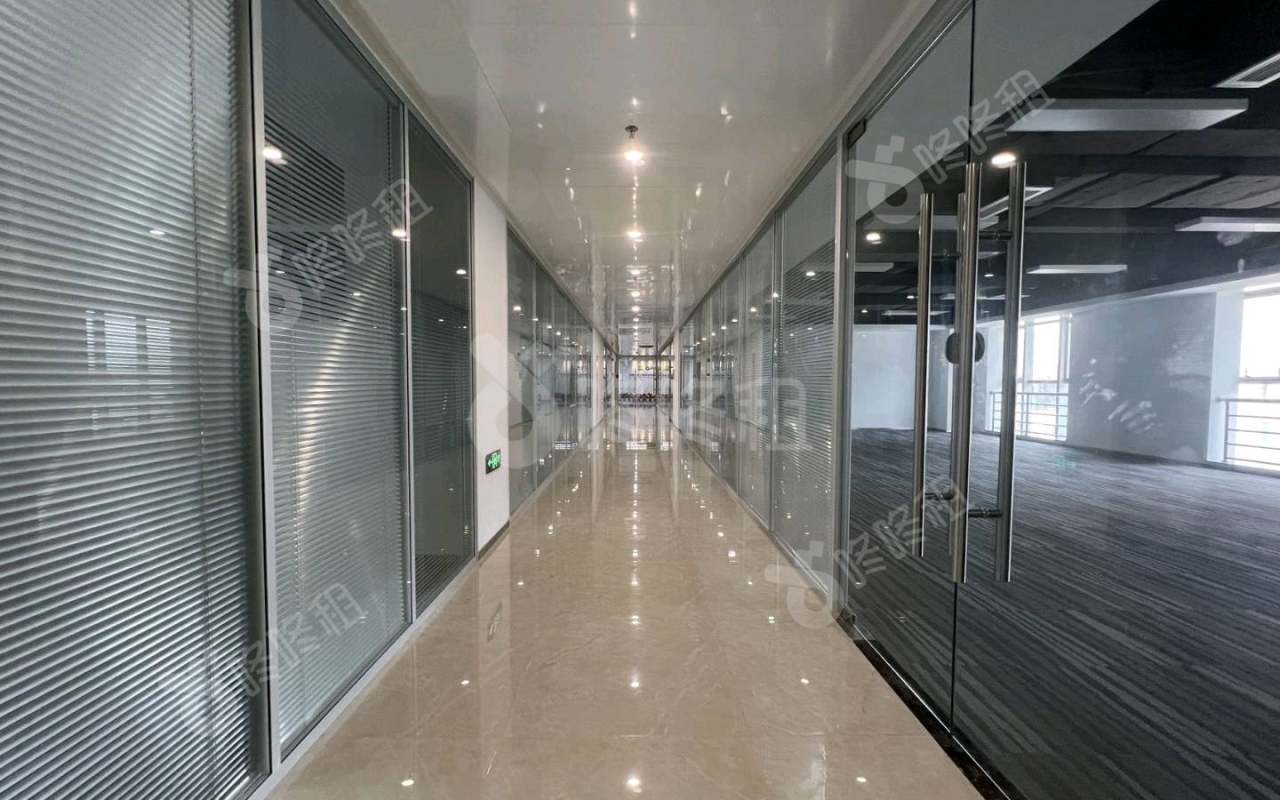 研祥科技大厦_600平_精装_办公室开间
