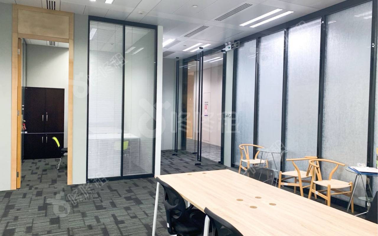 京基100大厦_194.8平_豪装_办公室开间