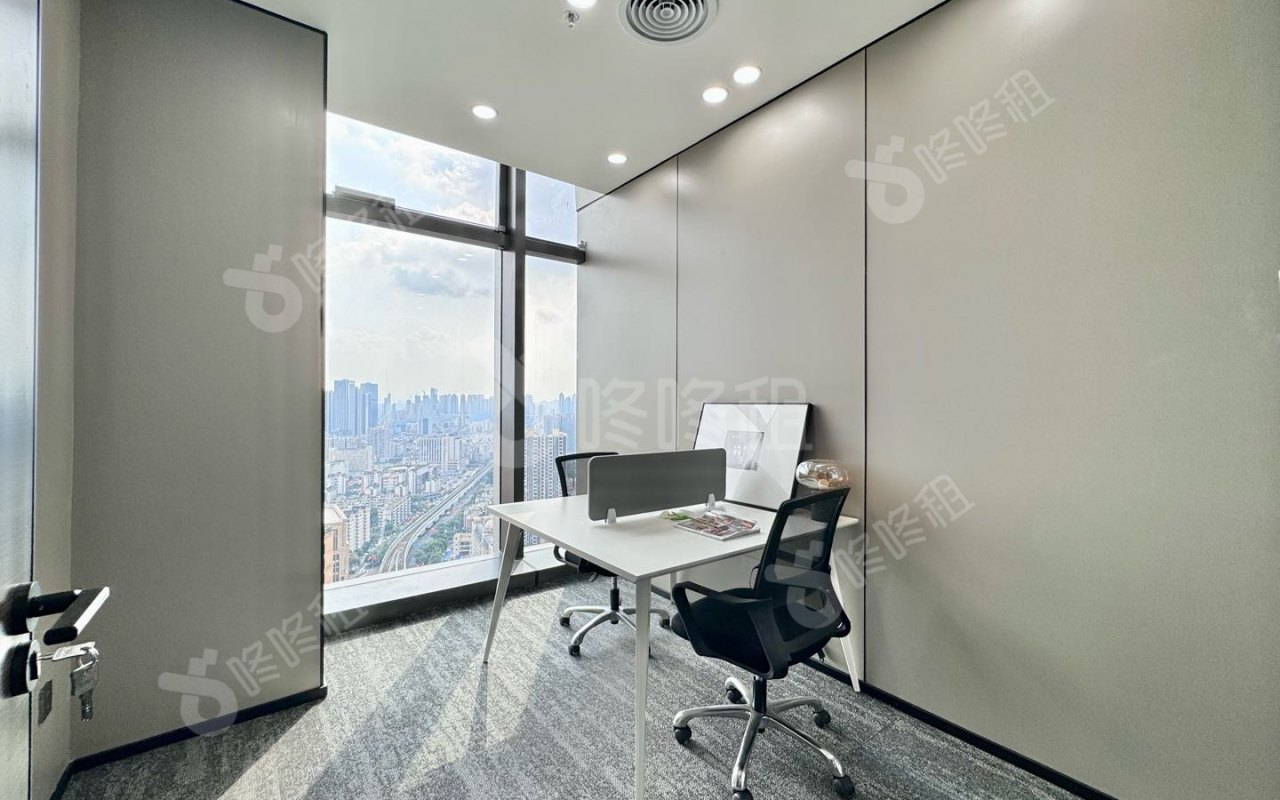盛龙时代广场_318平_精装_办公室隔间