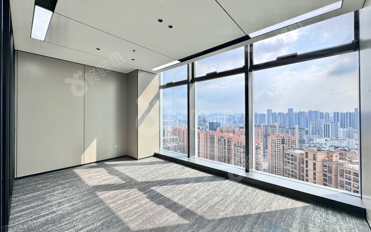 盛龙时代广场_302平_精装_办公室隔间