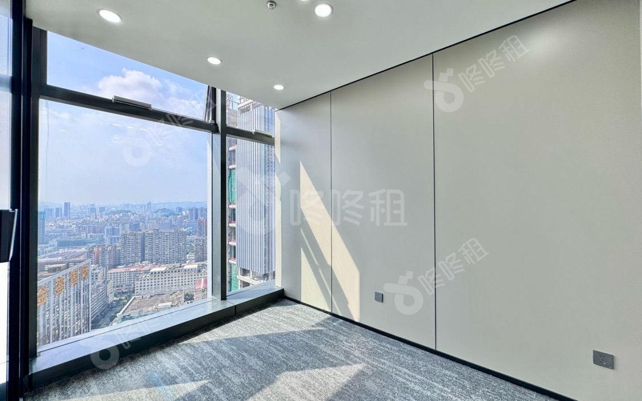 盛龙时代广场_156平_精装_办公室隔间