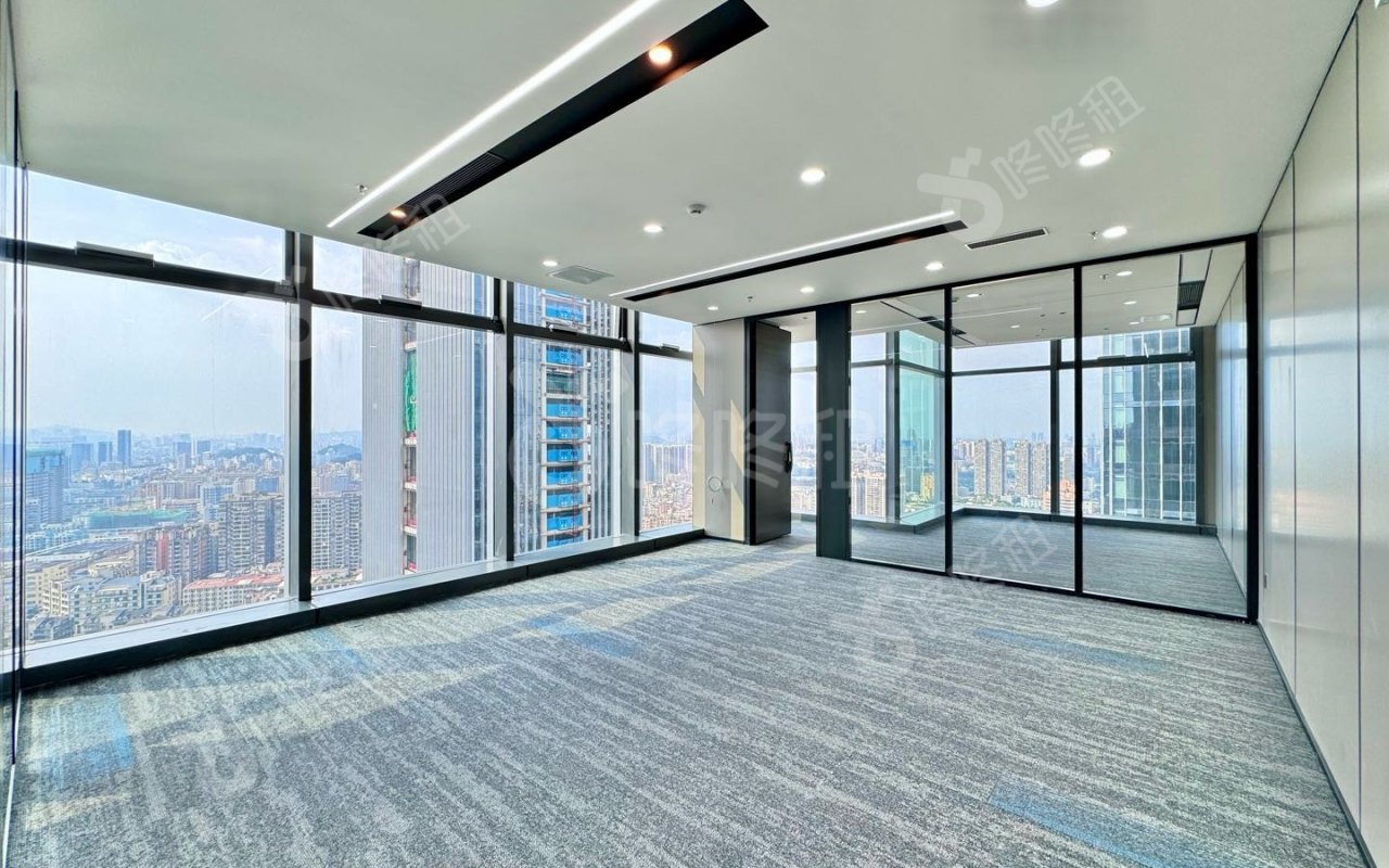 盛龙时代广场_156平_精装_办公室开间