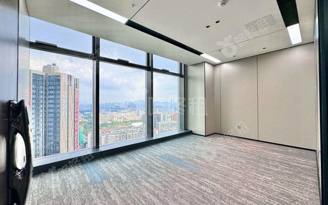 盛龙时代广场_175平_精装_办公室隔间