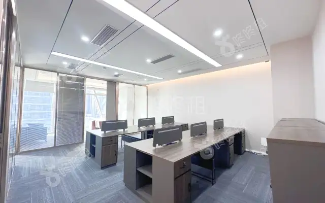 龙光玖钻_215平米_精装_办公室房源出租