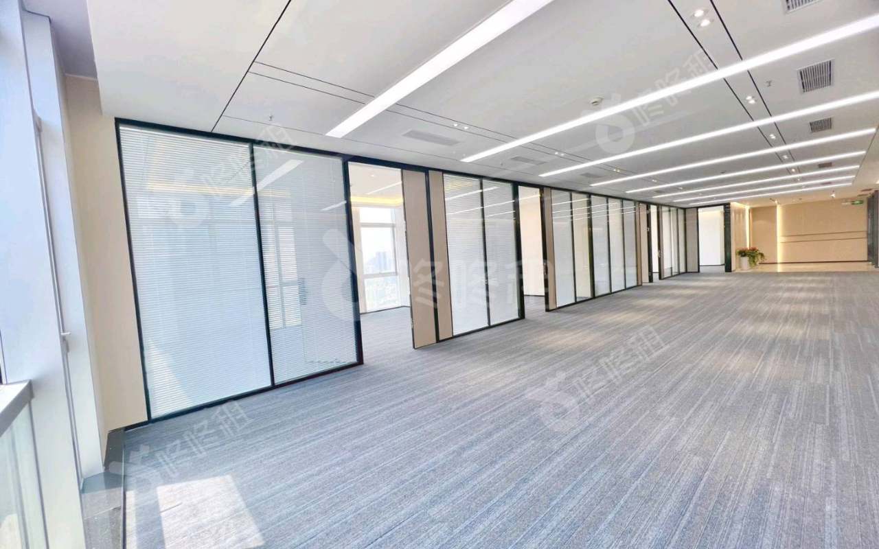 鹏润达大厦(鹏润达商业广场)_675平_精装_办公室开间