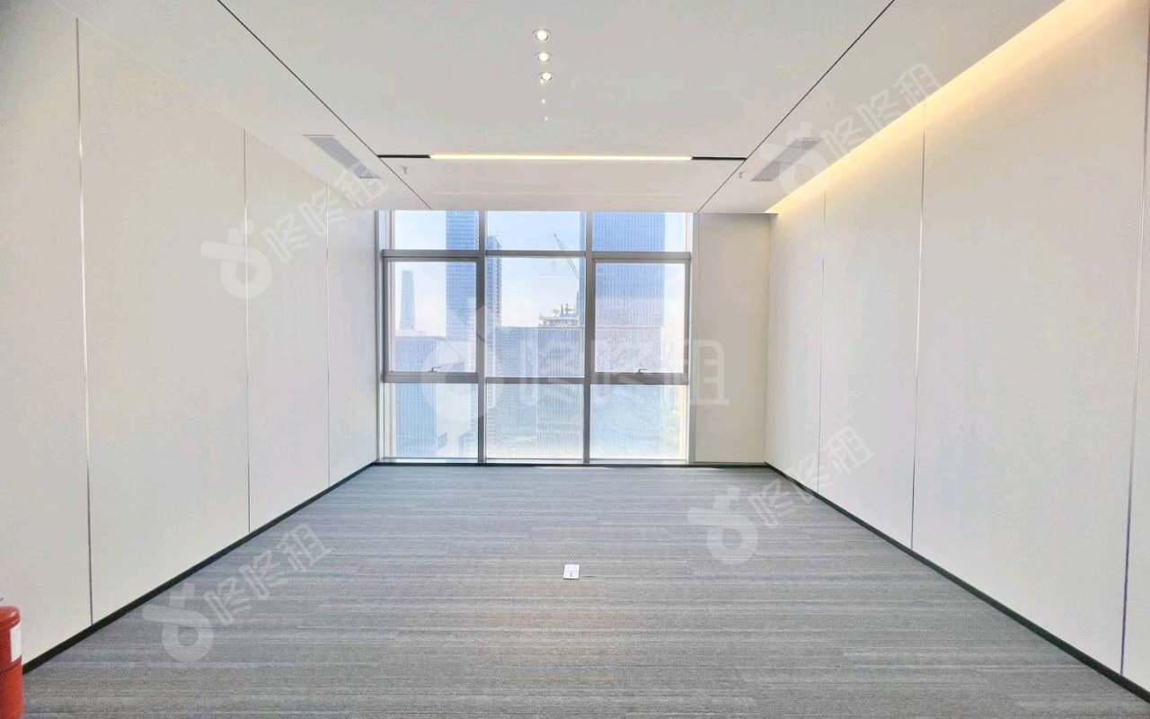 鹏润达大厦(鹏润达商业广场)_675平_精装_办公室隔间