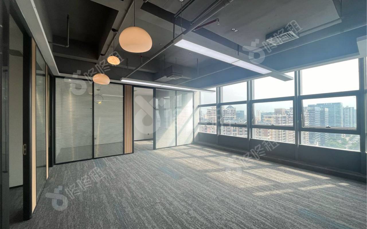 蘅芳科技大厦_195平_精装_办公室开间