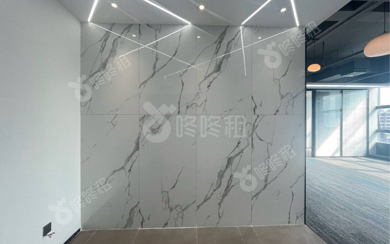 蘅芳科技大厦_195平_精装_前台