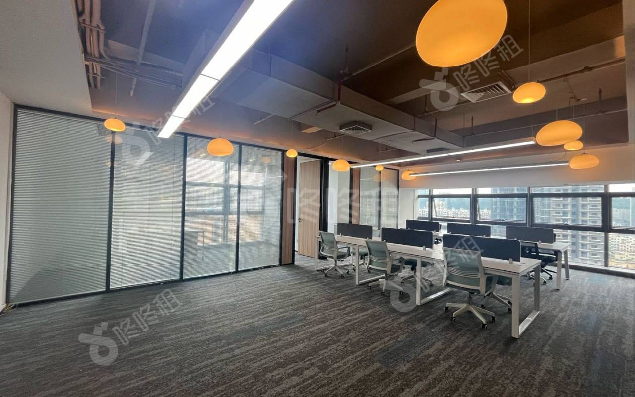 蘅芳科技大厦_274平_精装_办公室开间