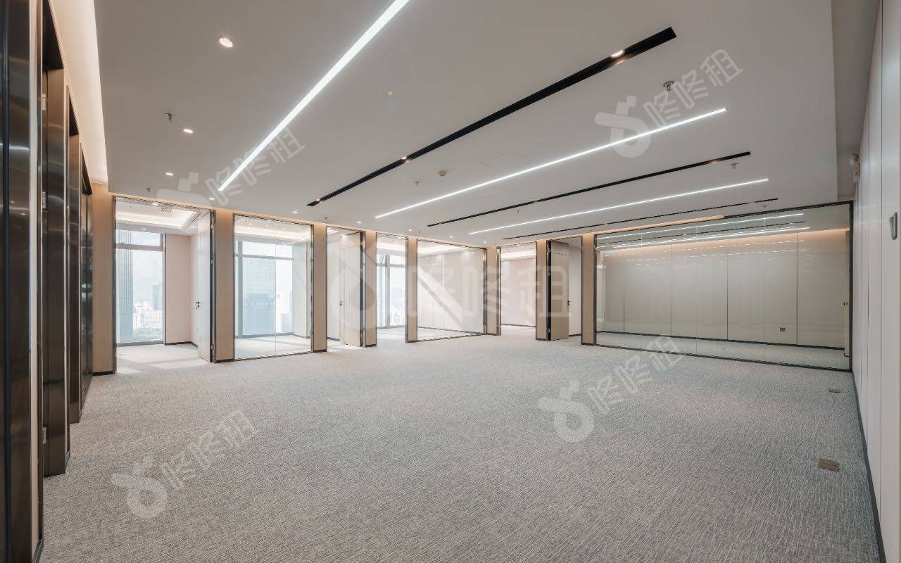金中环商务大厦_508平_精装_办公室开间