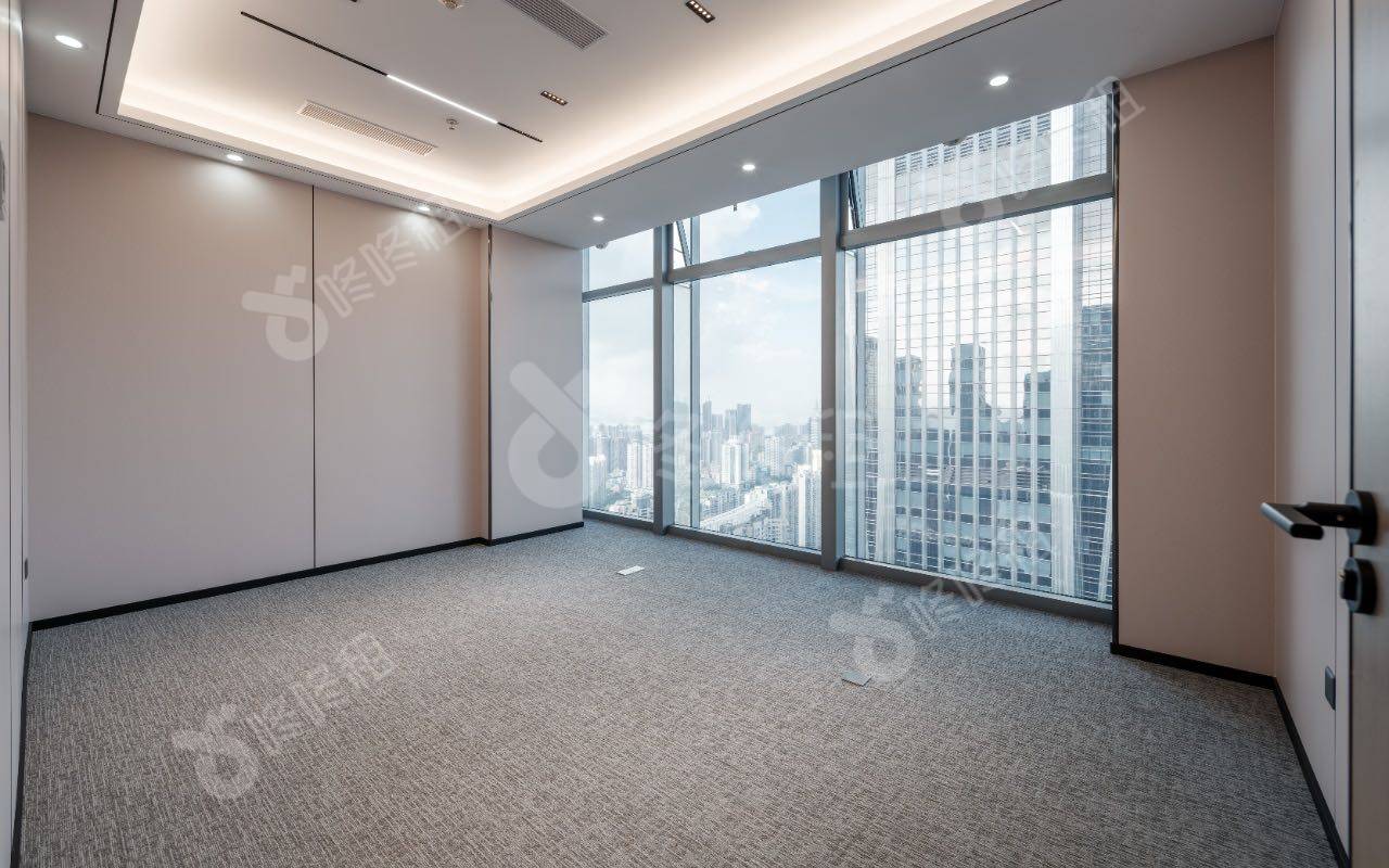金中环商务大厦_508平_精装_办公室隔间