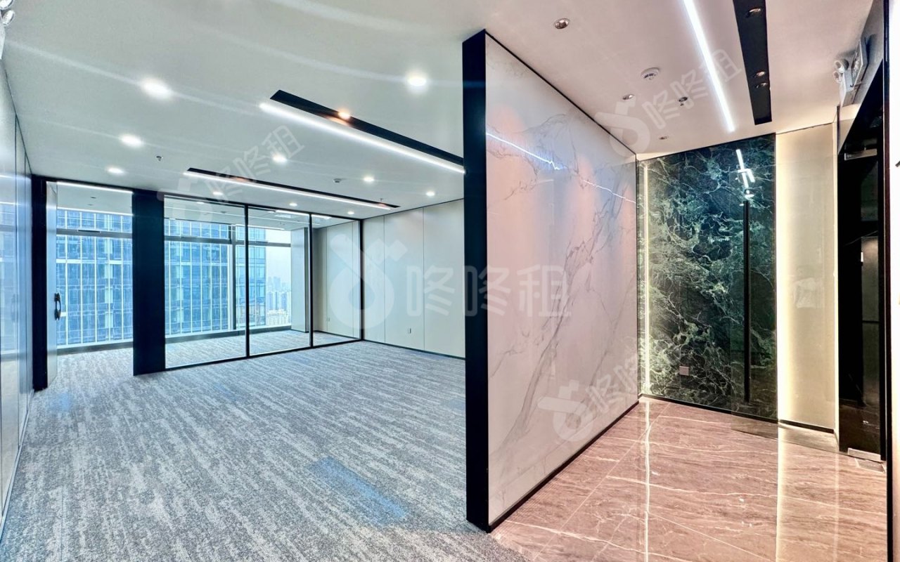 盛龙时代广场_121平_精装_办公室开间