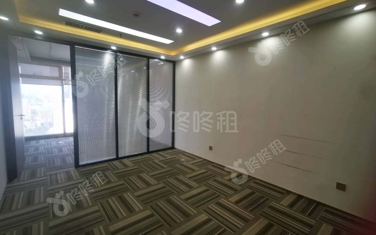 天利中央广场_88平_精装_办公室开间