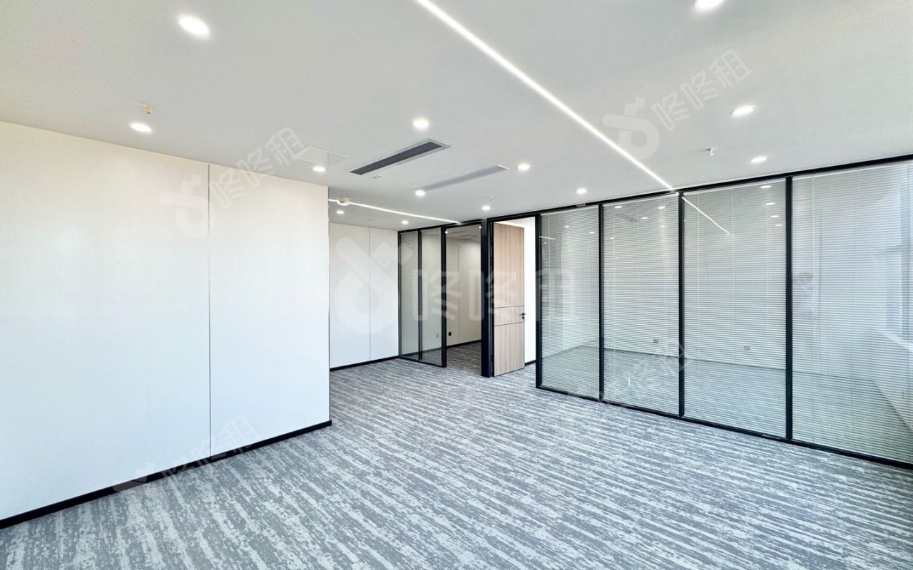 中粮商务公园_140平_豪装_办公室开间