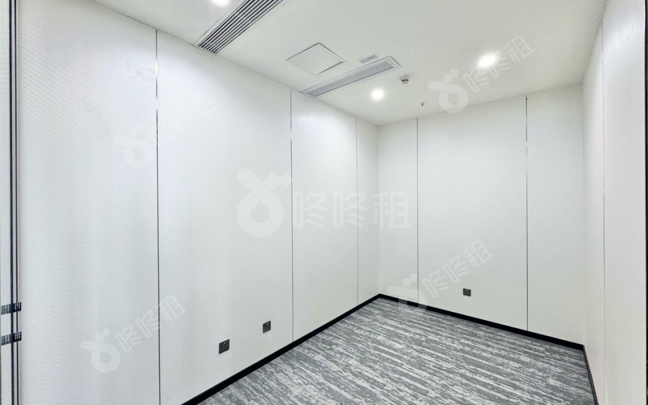 中粮商务公园_140平_豪装_办公室隔间