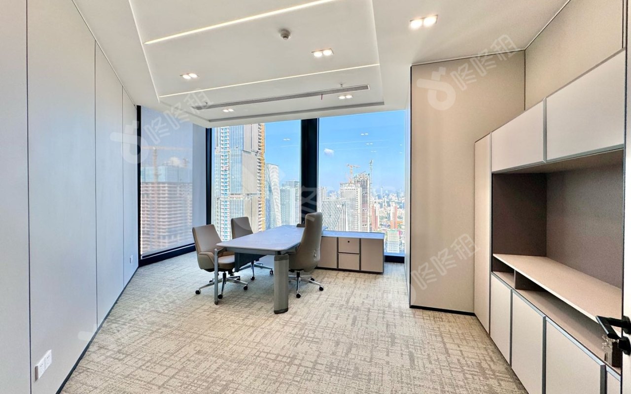 恒裕前海金融中心_636平_精装_办公室隔间