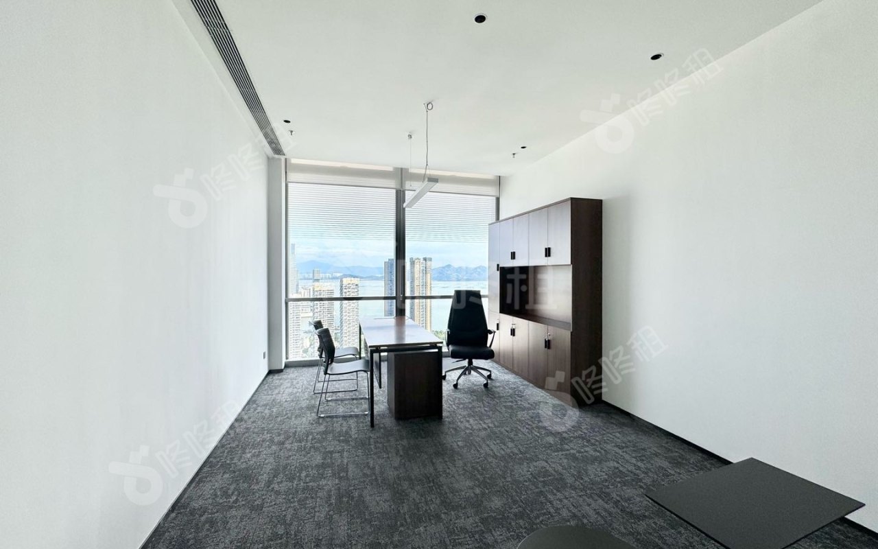 太子广场_634平_精装_办公室隔间