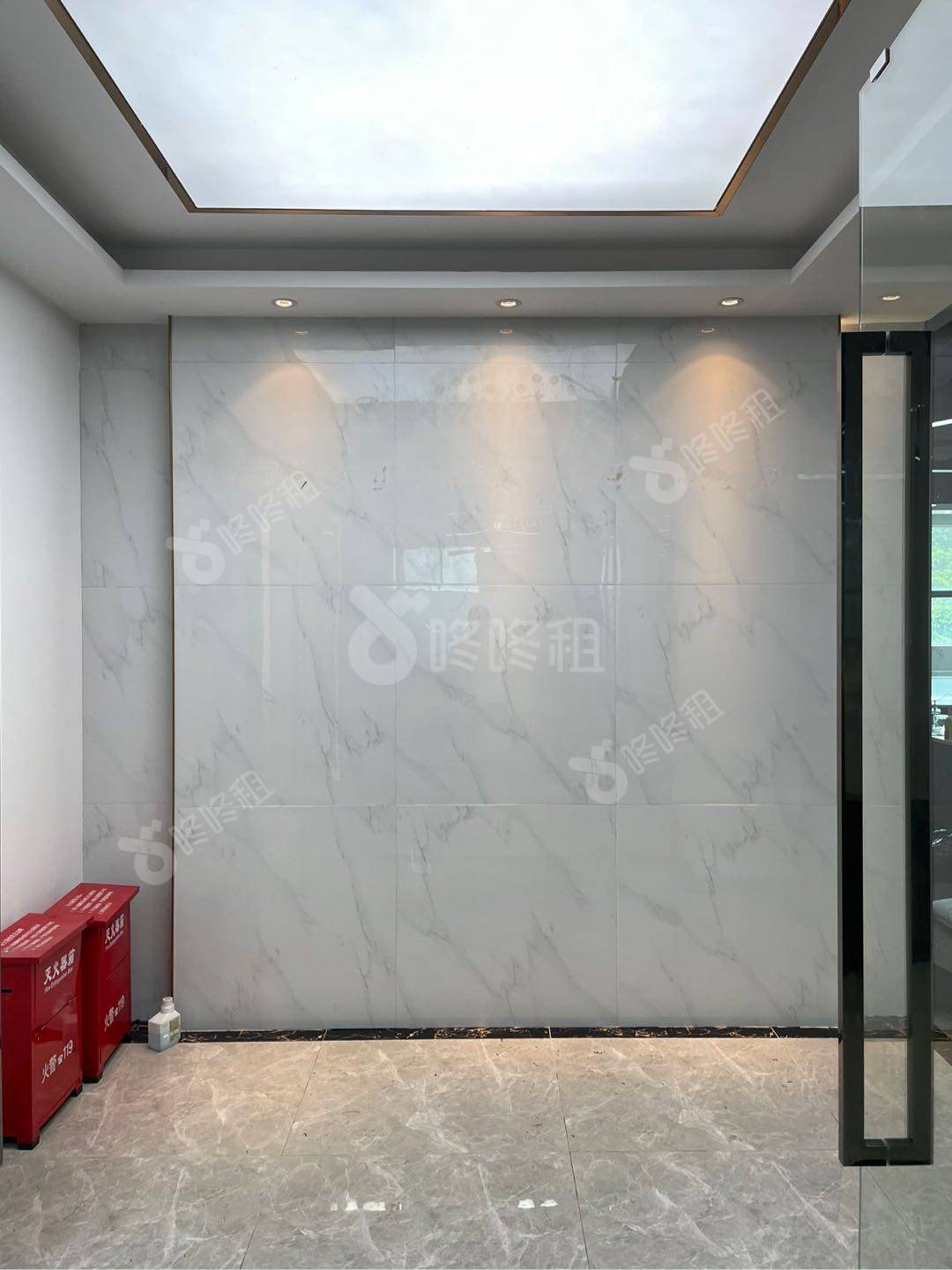 大学城创客小镇_192平_精装_前台